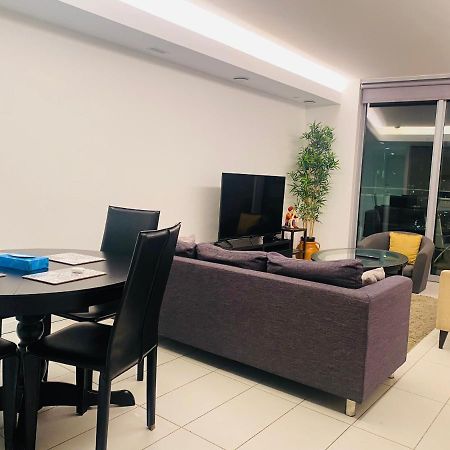 Off 12 Apartment London Bagian luar foto