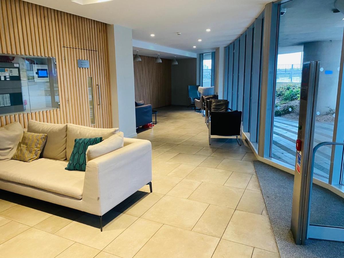 Off 12 Apartment London Bagian luar foto