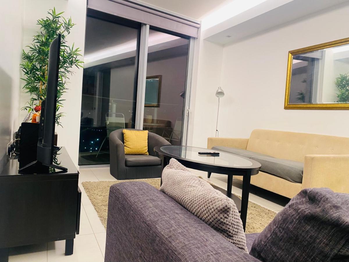 Off 12 Apartment London Bagian luar foto